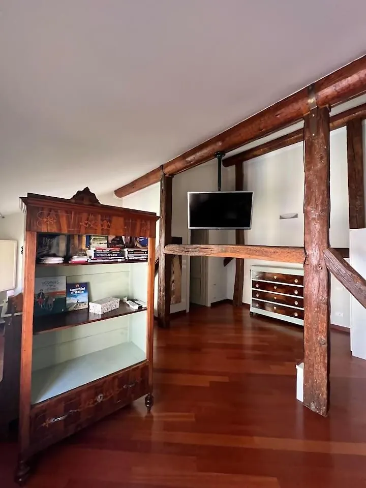 Апартаменты Suite Sm51 Strada Maggiore 51 Болонья