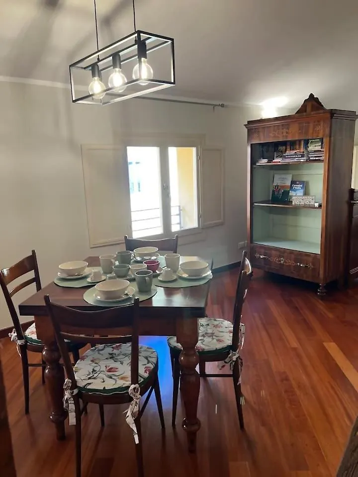Lägenhet Suite Sm51 Strada Maggiore 51 Bologna