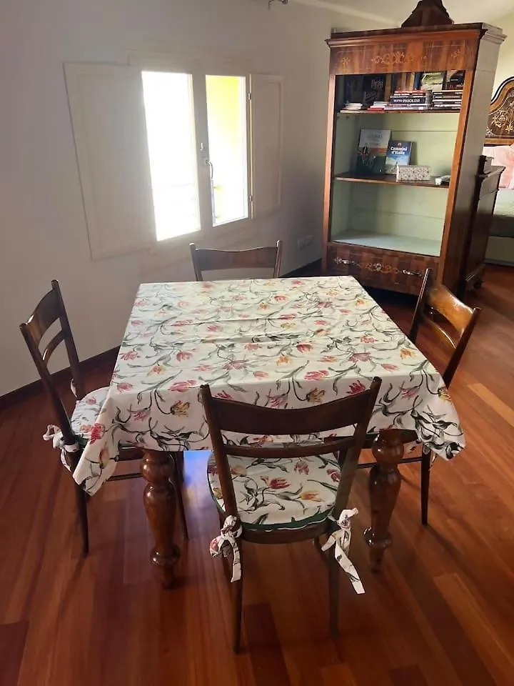 Suite Sm51 Strada Maggiore 51 Bologna Lägenhet